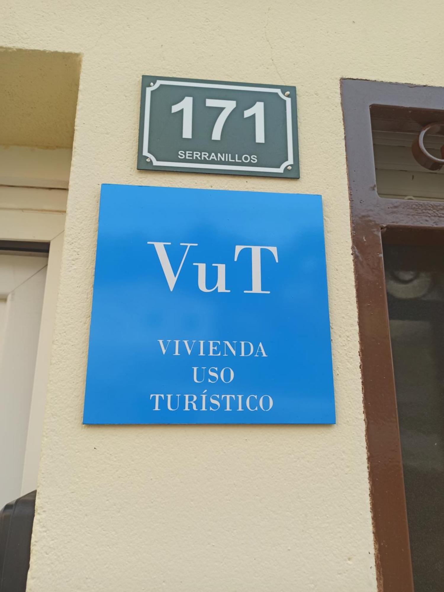 Apartmán La Casona Serranillos Exteriér fotografie