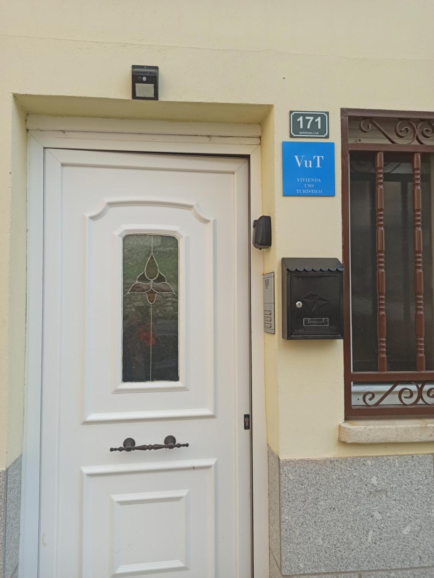 Apartmán La Casona Serranillos Exteriér fotografie