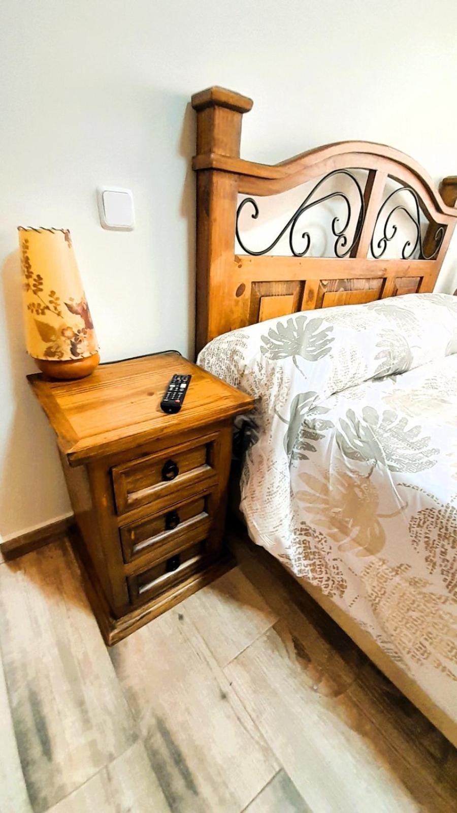 Apartmán La Casona Serranillos Exteriér fotografie