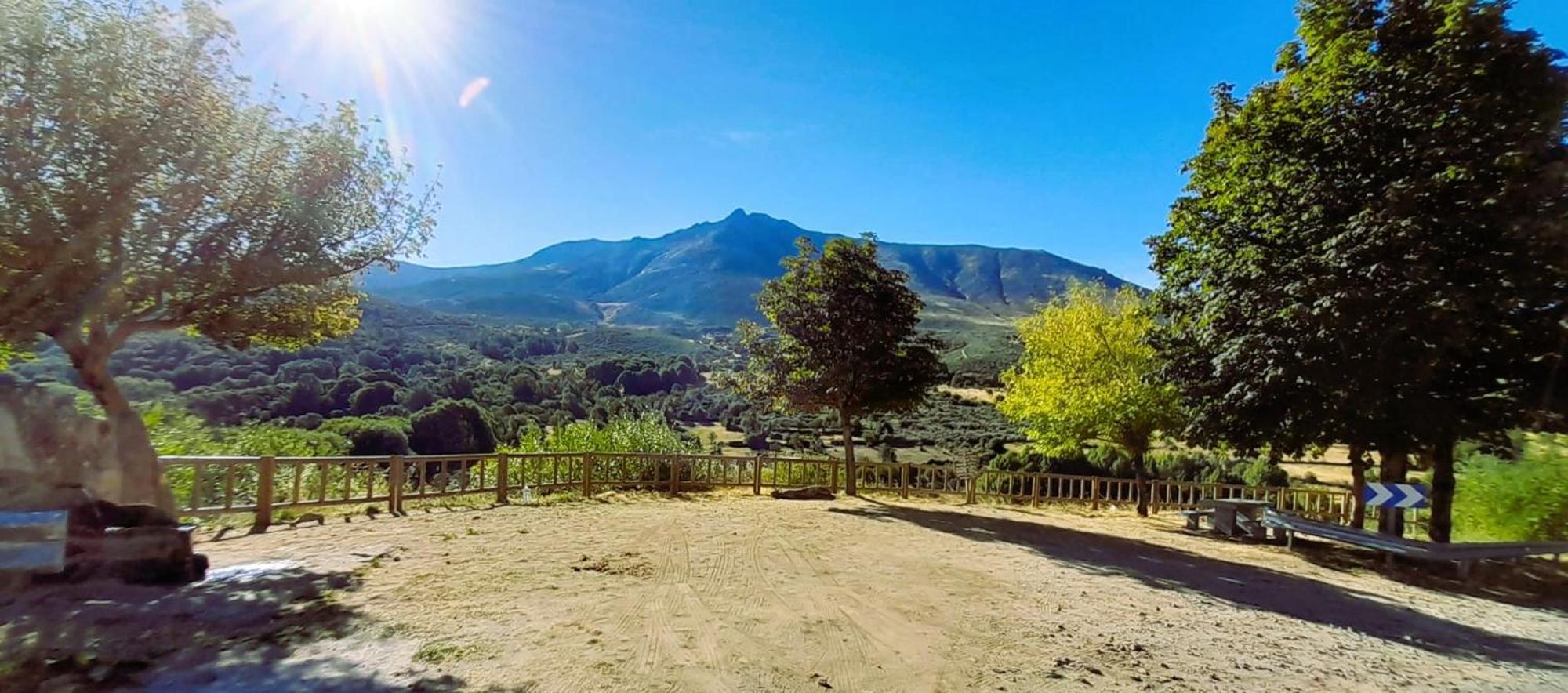Apartmán La Casona Serranillos Exteriér fotografie