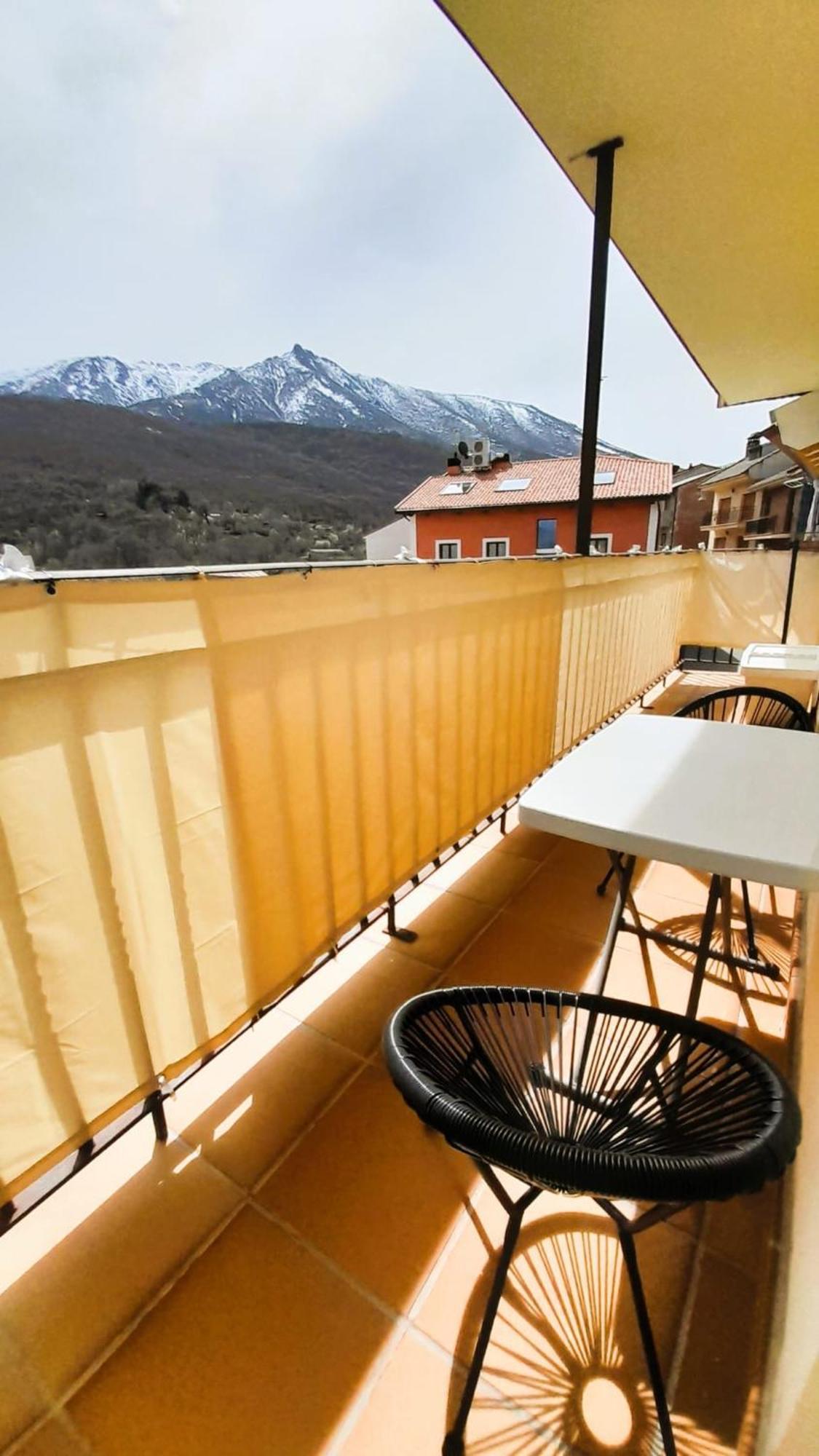 Apartmán La Casona Serranillos Exteriér fotografie